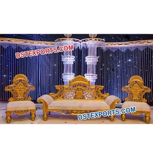 Juego de sofá de boda tallado en oro, juego de sofá de boda de madera estilo Maharaja, juego de sofá de último diseño para escenario de boda - Product Image 1