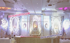 Décorations de scène de mariage royal du sud de l'Inde dans le style du Maharashtra pour les fêtes de réception Configuration de mariage marathi Scène en fibre personnalisée - Product Image 2