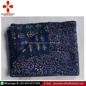 Couette Indigo Kantha faite à la main de taille jumelle indienne - Product Image 1