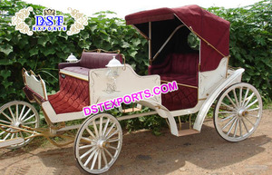 Mini carruaje de caballos negro de dos plazas Decoraciones de boda de estilo real hechas a mano por el fabricante para la venta - Product Image 2