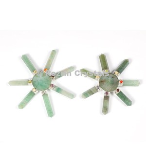 Generador de energía curativa de aventurina verde tallada y grabada con cabina de chakra para Feng Shui y decoración del hogar y del amor - Product Image 1
