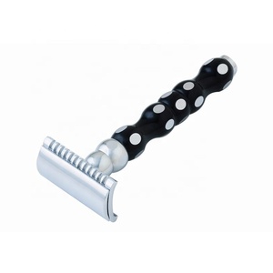 Tête de rasoir de sécurité à double tranchant à bas prix en vrac avec poignée en laiton - Product Image 1