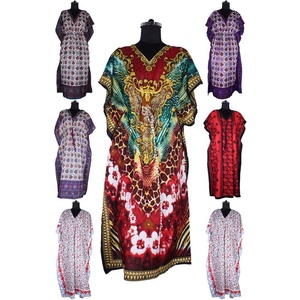 Caftan Long origine Dubai Abaya, en vente, de qualité supérieure - Product Image 1