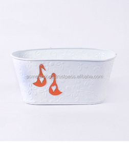 Macetas de flores decorativas blancas de Metal nuevo clásico diseño único para decoración de centro de mesa de jardín recubierto de polvo - Product Image 3