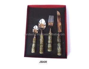 Ensemble de couverts en acier de haute qualité poli miroir avec poignée ronde en résine couverts en acier inoxydable maison cuisine décor ensemble de couverts - Product Image 2