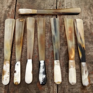 Corne pour chaussures, disponible en 4 couleurs, avec poignée en corne blanche - Product Image 5