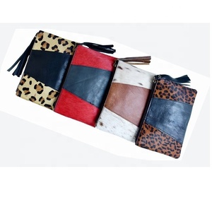 กระเป๋าคลัทช์สำหรับผู้หญิงกระเป๋าสตางค์หนังแท้สำหรับผู้หญิงกระเป๋าคลัทช์มือสั้นพิมพ์ลายสัตว์มีซิปกันขโมยแบบโบฮีเมียน - Product Image 1