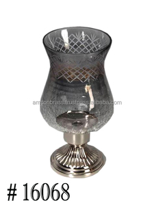 Bougeoir fait main au design de luxe pour la décoration de festivals à la maison Bougeoir au design traditionnel en métal - Product Image 3