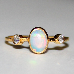 925 Bague de fiançailles en argent sterling massif attrayant en opale éthiopienne blanche de feu du fournisseur de fabrication de bijoux en pierre - Product Image 2