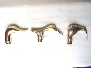 ด้ามจับทองเหลืองสำหรับไม้เท้า ร่ม และไม้ค้ำยัน ด้ามจับทองเหลืองทำมือลายสัตว์ โดย INAM HANDICRAFTS - Product Image 2