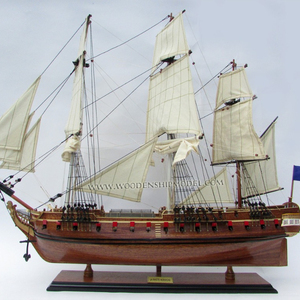 MODÈLE EN BOIS LA FAYETTE HERMIONE GRAND BATEAU/MODÈLE DE GRAND BATEAU/MODÈLE DE BATEAU D'ARTISANAT nautique peint décoration de la maison - Product Image 1