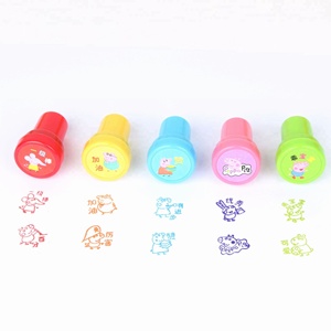 <span class=keywords><strong>Bambini</strong></span> di tenuta del fumetto di tenuta set principessa maiale/ragazzi e le ragazze di tenuta di infiltrazione di imaging timbri giocattolo - Product Image 3