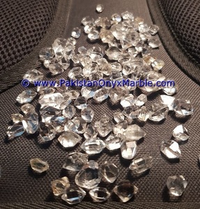 การทำเหมืองคริสตัลควอตซ์เฮอร์คิเมอร์ขนาดใหญ่ในประเทศปากีสถาน - Product Image 5