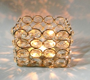 VIVH2438 Portavelas Cuadrado de Cristal Dorado Personalizable de un Solo Nivel, Multifuncional, Tipo Vertical, para Almacenamiento en Restaurantes - Product Image 1