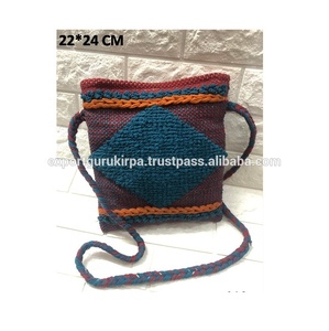 Sac à bandoulière d'été vintage à la mode pour femmes Style de robe de conception de motif de fil brodé pour les achats en plein air - Product Image 3