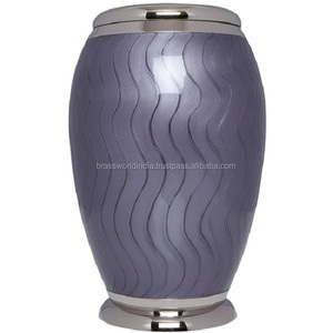 Suministros funerarios de urna de cremación de estilo americano para adultos de lavanda azul de Brassworld India - Product Image 1