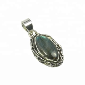 Le plus récent Style Vintage bleu Labradorite pierres précieuses pendentif émeraude coupe diamant fait à la main indien argent bijoux fins avec placage d'or - Product Image 1