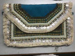 Sacoche de soirée pour femme, pochette à pièces de monnaie perles indiennes, tendance, vente en gros, Kirpa imprimées - Product Image 4
