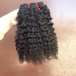 Haute qualité sud indien Remy Extension de cheveux Texture bouclée naturelle non traitée cheveux humains wefted matière première - Product Image 6