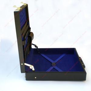 Porte-documents pour la régalière diocésaine ou provinciale - Product Image 3