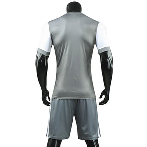 Fabricant OEM Conception personnalisée Uniforme d'équipe de football Uniformes personnalisés de sublimation Maillot de football Uniforme personnalisé de football - Product Image 4