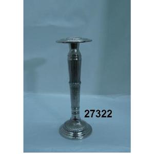 Soporte de vela de Pascua de aluminio con pulido de espejo para decoración del hogar - Product Image 1