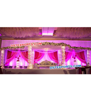 Mandap de Cristal para Bodas, Último Modelo, Dorado, de Latón y Cristal, Seis Pilares, Completamente Metálico, Fabricado en EE. UU. - Product Image 1