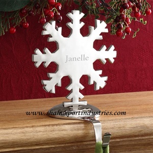 Supports de bas de Noël étoile métallique brillante argentée support cintre décorations de table de Noël en métal robuste - Product Image 5
