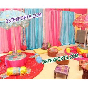 Escenario de Mehndi Punjabi con Decoración de Sombrillas, Escenario de Boda Punjabi, Telones de Fondo Multicolores Asequibles, Escenario para Eventos en Australia - Product Image 1