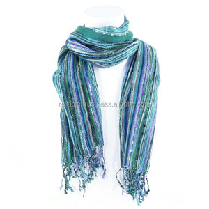 Luxueux hiver coton Voile Satin châle haute qualité imprimé carré écharpe Style de luxe Logo personnalisé foulards traditionnels châles - Product Image 2