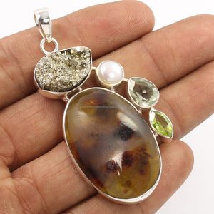 Dernière nouveauté Pendentif en ambre et pierres précieuses pour bijoux Accessoires en cristal Pendentifs vintage de qualité supérieure en vrac tendance - Product Image 1