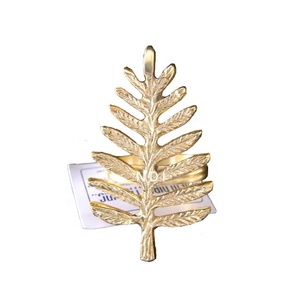 Rond de serviette en forme de feuille plaqué or pour la maison, hôtel, restaurant ou café, décoration de table, rond de serviette en métal - Product Image 1