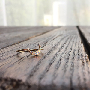 Bague en opale de croissant de lune véritable, or jaune massif 14 carats, fabricant de gros - Product Image 2