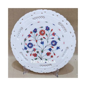 Incrustation florale en marbre blanc matériel haut de gamme avec plaque de forme ronde sculptée pour plaque de marbre à usage décoratif pour la maison et l'hôtel - Product Image 1