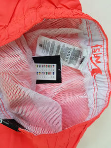 Short de bain pour homme de marque bangladaise Tailles mixtes Style tendance pour adultes Coton et polyester pour la saison de printemps - Product Image 3