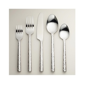 Juego de cubiertos de acero inoxidable con mango martillado - Product Image 1