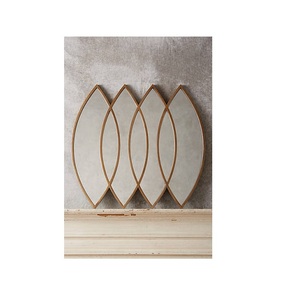 Art mural à cadre en bois et métal de qualité avec cadeau à motif rond pour parents et amis - Product Image 1