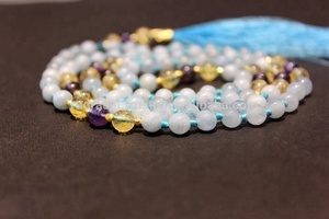 สร้อยมาลาแบบยาว 108 เม็ด ทำจากอควอมารีนขัดเงาขนาด 6 มม. สไตล์โบฮีเมียน พร้อมคริสตัลธรรมชาติบำบัดรักษา - Product Image 3