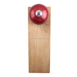 Kak — cale de porte ronde en bois, protection cerise fluo créative, fait à la main - Product Image 2