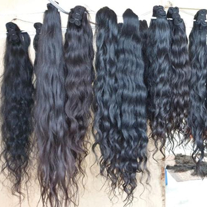 Cabello Indio Ondulado Natural 100% Sin Procesar con Cutículas Alineadas, Cabello Rizado Indio de Alta Calidad - Product Image 2