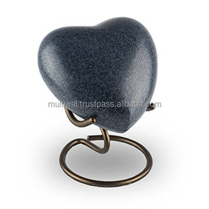 Pençe baskı Pet kremasyon kalp <span class=keywords><strong>Urn</strong></span> köpek ve kedi külleri anıt kremasyon pençe baskı <span class=keywords><strong>Urn</strong></span> için Pet Urns hatırlattı