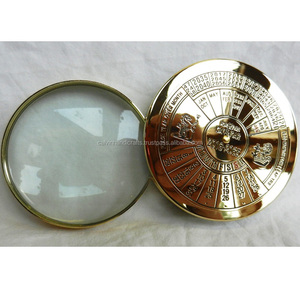 แว่นขยายตั้งโต๊ะแบบคลาสสิคพร้อมทองเหลืองแว่นขยายปฏิทิน50ปีโดยหัตถกรรมคาลวิน - Product Image 2