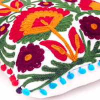 Housse de coussin carrée artisanale en laine brodée florale, écologique, avec fermeture éclair, personnalisable, en coton