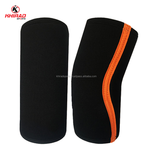 Manchons de genou pour hommes personnalisés de haute qualité avec logo imprimé, protection flexible en néoprène - Product Image 3