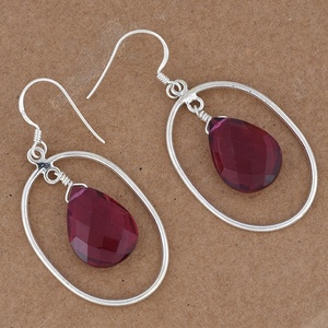 Boucle d'oreille en quartz rose en forme de poire Gemstone Boucles d'oreilles à crochet en argent sterling 925 Bijoux faits à la main Boucle d'oreille à la mode pour les femmes. - Product Image 3