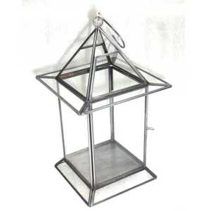 Las últimas decoraciones al aire libre para el hogar y la Navidad Nuevo diseño Filigrana Hierro Vela Linterna con vidrio - Product Image 2