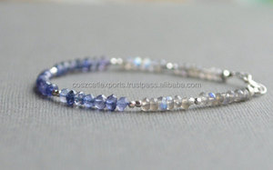 Labradorite Eau Saphir Iolite Perlé Gemme Bracelet Dainty Délicat Boho Chic Empilage Minuscule Gris Violet Cadeau de Fiançailles - Product Image 2