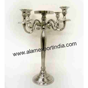 Nouvel arrivage Candélabre vintage en aluminium Décorations de table à cinq bras Qualité impressionnante Taille personnalisée Verre fabriqué en métal durable - Product Image 3