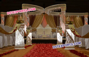 Mandap Colgante de Cristal para Bodas Indias, Juego de Mandap de Seis Pilares Completamente de Cristal, Fabricante de Mandaps para Bodas Indias en Australia - Product Image 5