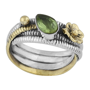 CasadePlata Vert Péridot Gemstone Designer Bague Solide. 925 Sterling Silver Poire Forme Mariages Fiançailles Bijoux à bas prix - Product Image 1